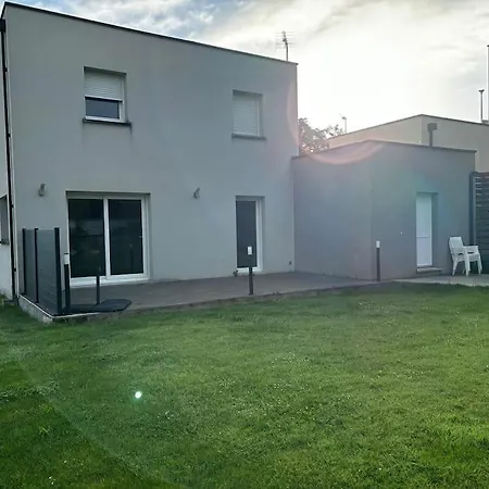 Maison Tout Confort Avec Jardin Dom wakacyjny Ranville
