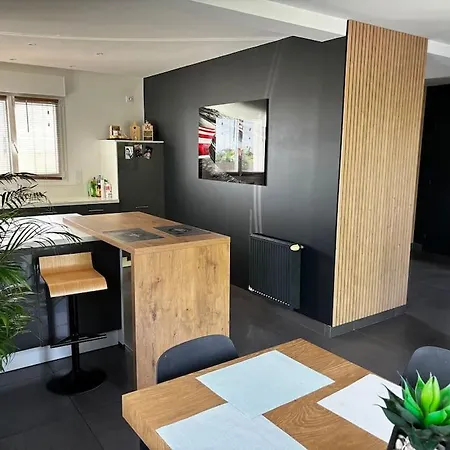 Maison Tout Confort Avec Jardin