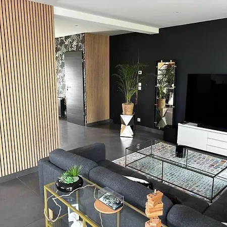 Maison Tout Confort Avec Jardin *